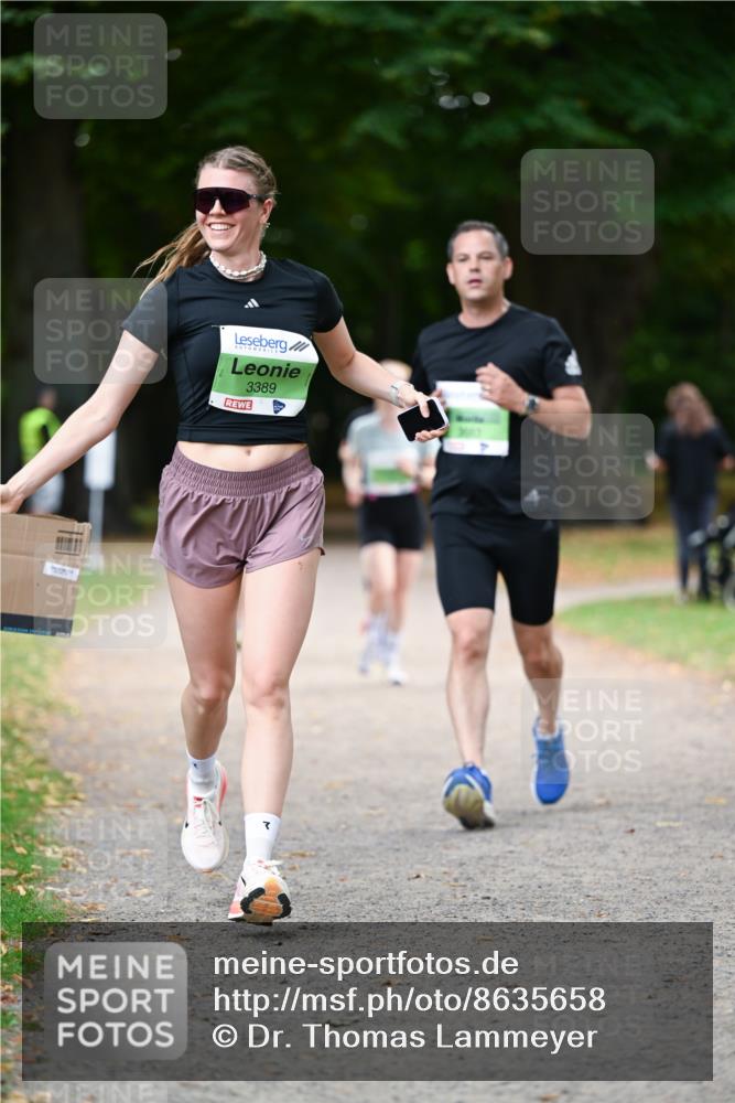 31.08.2025 - 21. Blankeneser Heldenlauf Dr. Thomas Lammeyer http://msf.ph/oto/8635658 31.08.2025 10:40:07 Laufen 3389 meine-sportfotos.de