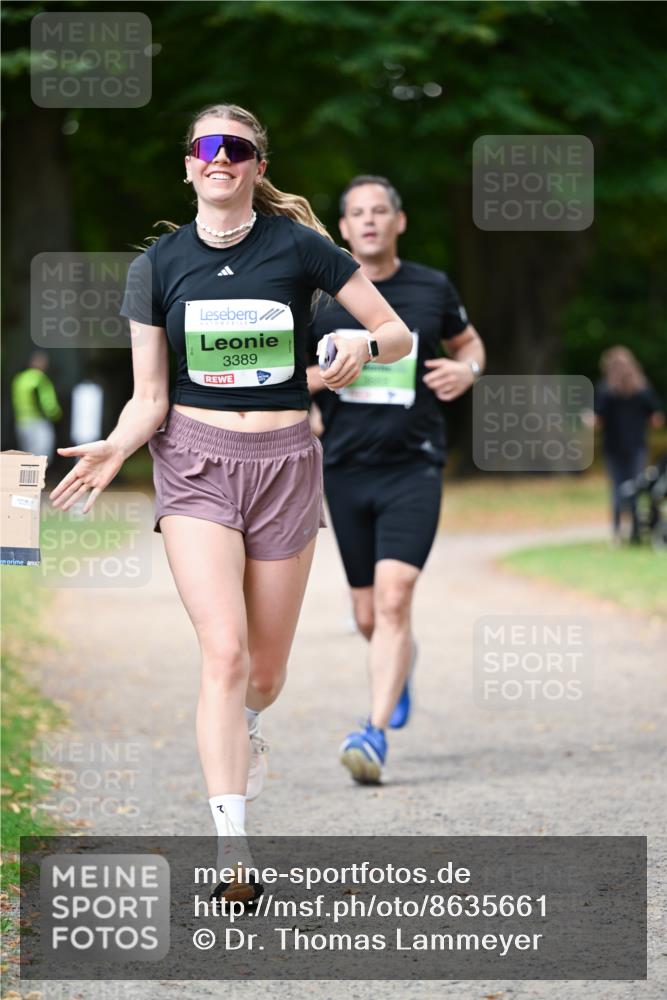 31.08.2025 - 21. Blankeneser Heldenlauf Dr. Thomas Lammeyer http://msf.ph/oto/8635661 31.08.2025 10:40:07 Laufen 3389 meine-sportfotos.de