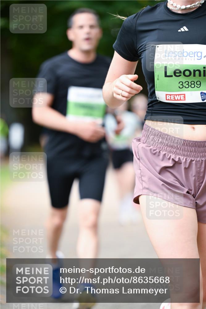 31.08.2025 - 21. Blankeneser Heldenlauf Dr. Thomas Lammeyer http://msf.ph/oto/8635668 31.08.2025 10:40:08 Laufen 11, 3389 meine-sportfotos.de