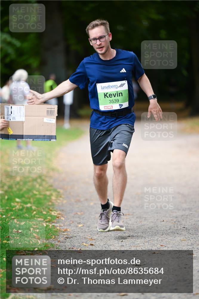 31.08.2025 - 21. Blankeneser Heldenlauf Dr. Thomas Lammeyer http://msf.ph/oto/8635684 31.08.2025 10:40:12 Laufen 3539 meine-sportfotos.de