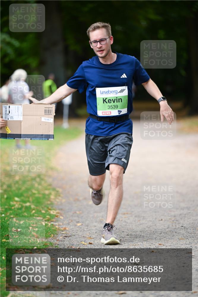 31.08.2025 - 21. Blankeneser Heldenlauf Dr. Thomas Lammeyer http://msf.ph/oto/8635685 31.08.2025 10:40:12 Laufen 3539, 4432 meine-sportfotos.de