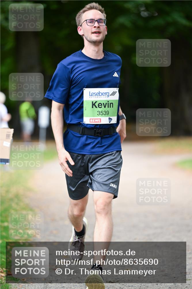 31.08.2025 - 21. Blankeneser Heldenlauf Dr. Thomas Lammeyer http://msf.ph/oto/8635690 31.08.2025 10:40:13 Laufen 3539 meine-sportfotos.de