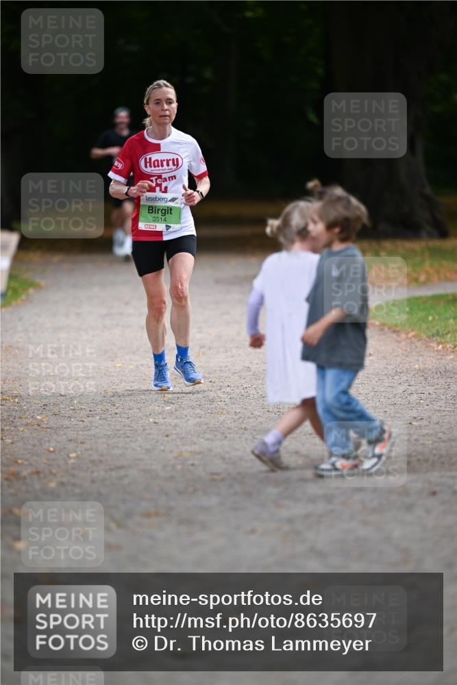 31.08.2025 - 21. Blankeneser Heldenlauf Dr. Thomas Lammeyer http://msf.ph/oto/8635697 31.08.2025 10:40:24 Laufen 688, 3514 meine-sportfotos.de