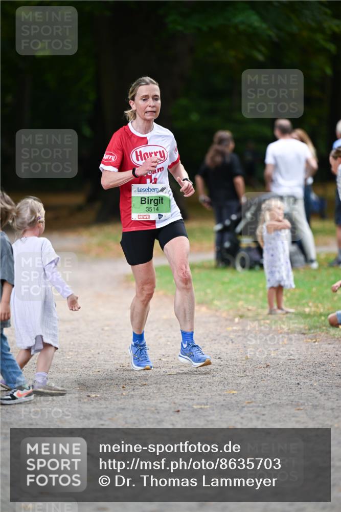 31.08.2025 - 21. Blankeneser Heldenlauf Dr. Thomas Lammeyer http://msf.ph/oto/8635703 31.08.2025 10:40:25 Laufen 3514 meine-sportfotos.de