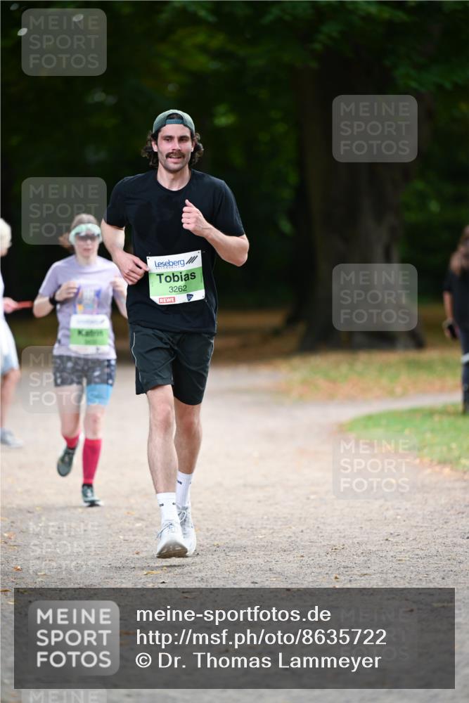 31.08.2025 - 21. Blankeneser Heldenlauf Dr. Thomas Lammeyer http://msf.ph/oto/8635722 31.08.2025 10:40:34 Laufen 3262 meine-sportfotos.de
