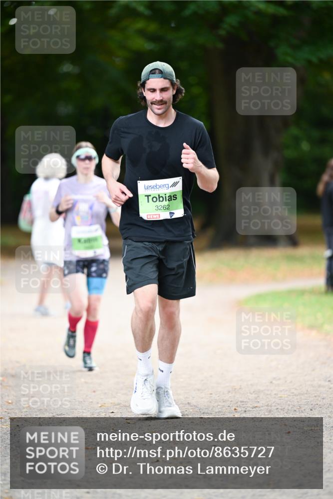 31.08.2025 - 21. Blankeneser Heldenlauf Dr. Thomas Lammeyer http://msf.ph/oto/8635727 31.08.2025 10:40:35 Laufen 3262 meine-sportfotos.de
