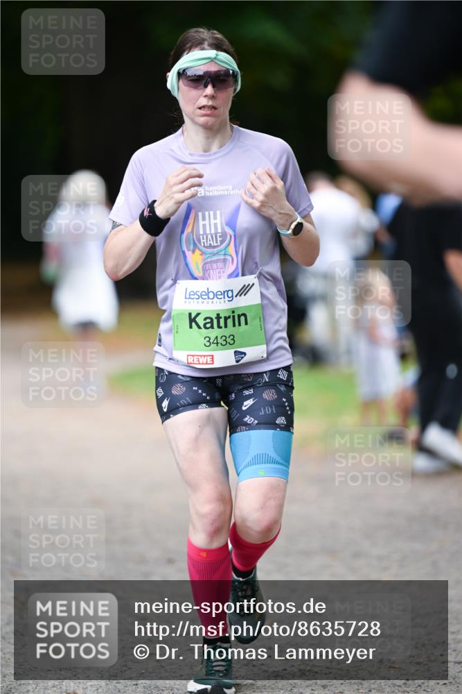 31.08.2025 - 21. Blankeneser Heldenlauf Dr. Thomas Lammeyer http://msf.ph/oto/8635728 31.08.2025 10:40:38 Laufen 3433, 303 meine-sportfotos.de