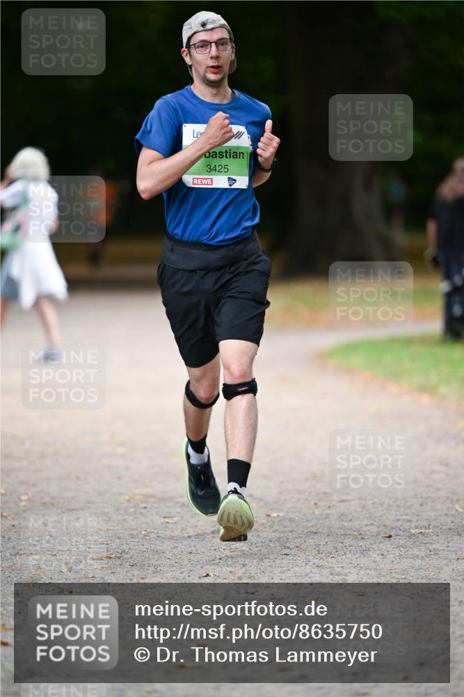 31.08.2025 - 21. Blankeneser Heldenlauf Dr. Thomas Lammeyer http://msf.ph/oto/8635750 31.08.2025 10:40:49 Laufen 3425 meine-sportfotos.de