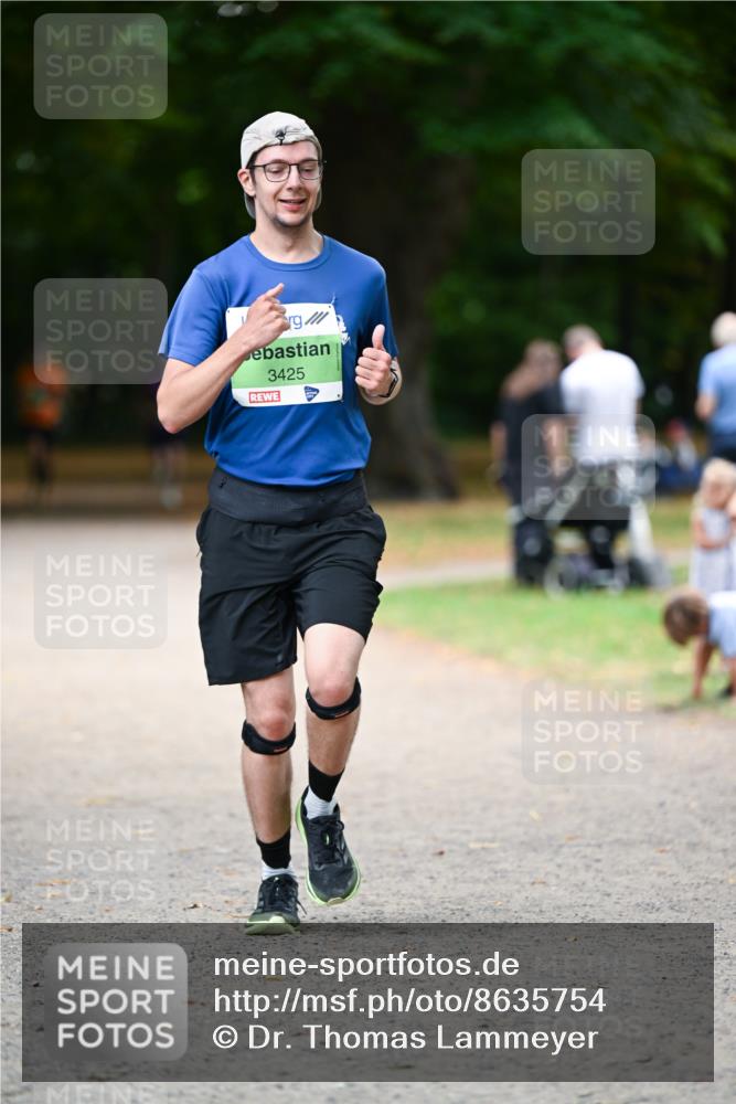 31.08.2025 - 21. Blankeneser Heldenlauf Dr. Thomas Lammeyer http://msf.ph/oto/8635754 31.08.2025 10:40:49 Laufen 3425 meine-sportfotos.de