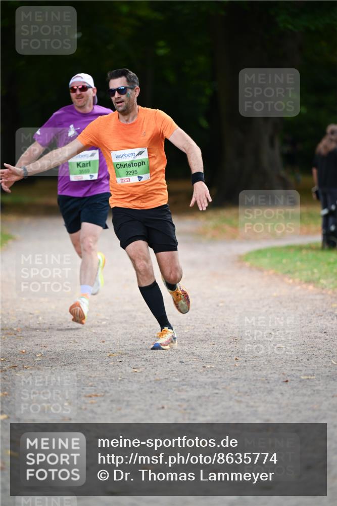 31.08.2025 - 21. Blankeneser Heldenlauf Dr. Thomas Lammeyer http://msf.ph/oto/8635774 31.08.2025 10:41:01 Laufen 3559, 3295 meine-sportfotos.de