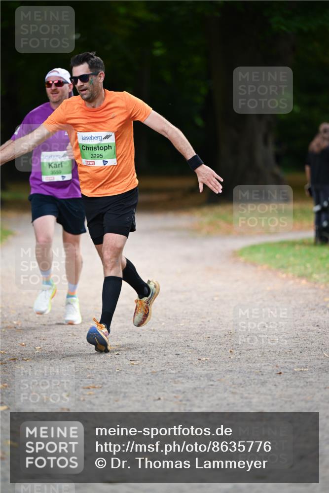 31.08.2025 - 21. Blankeneser Heldenlauf Dr. Thomas Lammeyer http://msf.ph/oto/8635776 31.08.2025 10:41:01 Laufen 3559, 3295 meine-sportfotos.de