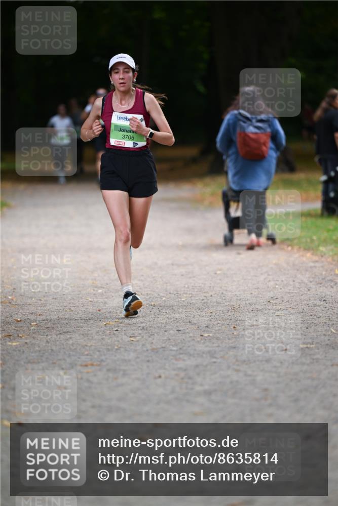 31.08.2025 - 21. Blankeneser Heldenlauf Dr. Thomas Lammeyer http://msf.ph/oto/8635814 31.08.2025 10:41:14 Laufen 3705 meine-sportfotos.de