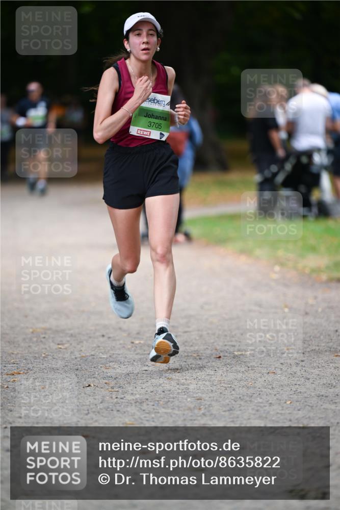 31.08.2025 - 21. Blankeneser Heldenlauf Dr. Thomas Lammeyer http://msf.ph/oto/8635822 31.08.2025 10:41:15 Laufen 3705 meine-sportfotos.de