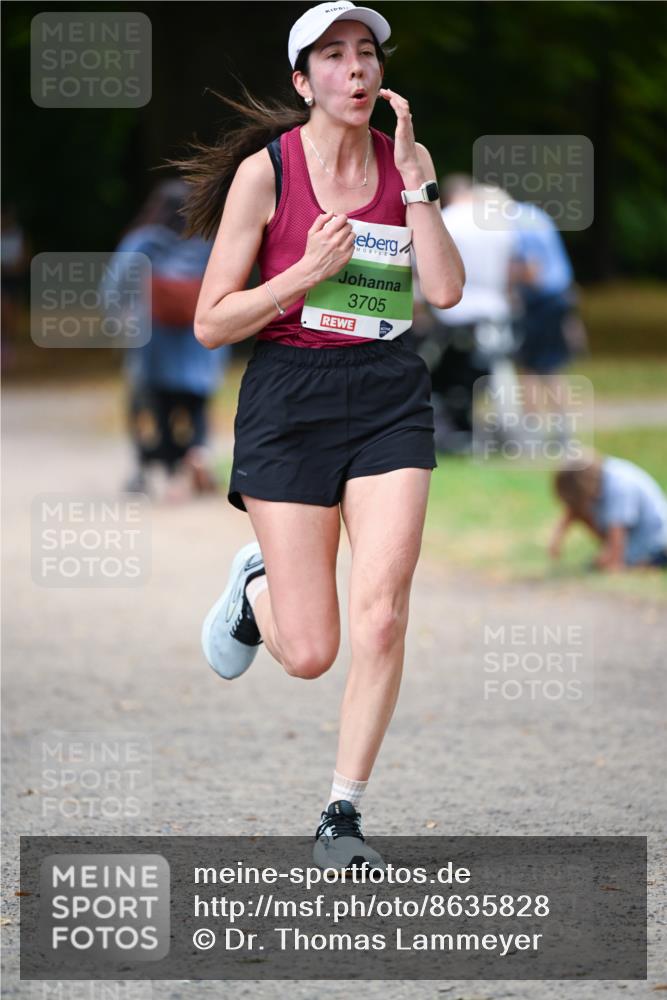 31.08.2025 - 21. Blankeneser Heldenlauf Dr. Thomas Lammeyer http://msf.ph/oto/8635828 31.08.2025 10:41:16 Laufen 3705 meine-sportfotos.de