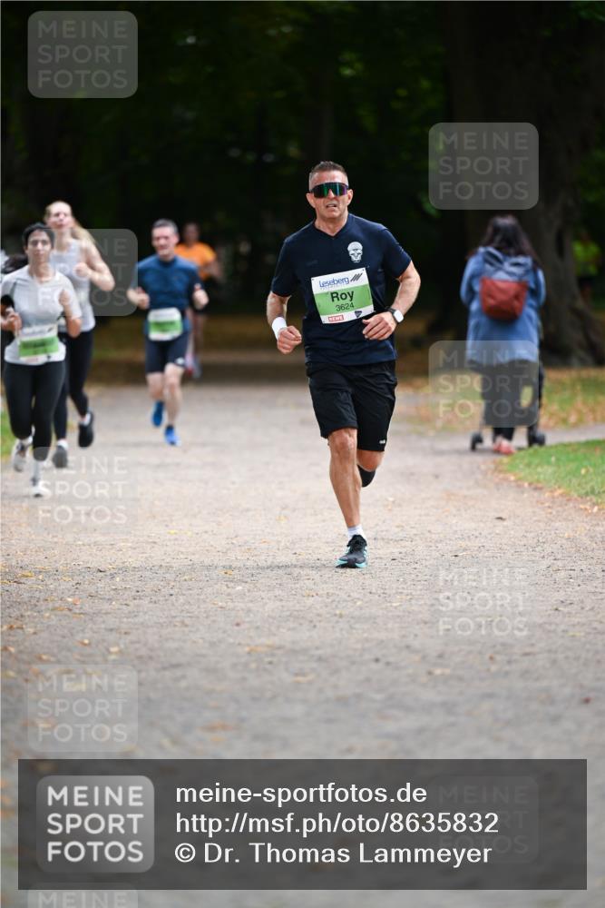 31.08.2025 - 21. Blankeneser Heldenlauf Dr. Thomas Lammeyer http://msf.ph/oto/8635832 31.08.2025 10:41:21 Laufen 3624 meine-sportfotos.de
