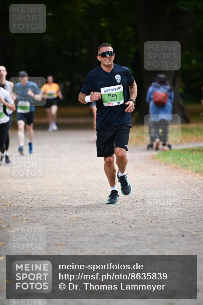 31.08.2025 - 21. Blankeneser Heldenlauf Dr. Thomas Lammeyer http://msf.ph/oto/8635839 31.08.2025 10:41:22 Laufen 3624 meine-sportfotos.de