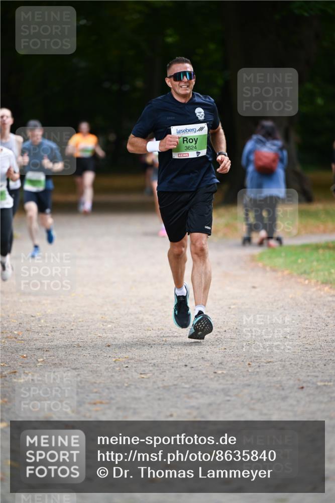 31.08.2025 - 21. Blankeneser Heldenlauf Dr. Thomas Lammeyer http://msf.ph/oto/8635840 31.08.2025 10:41:22 Laufen 3624 meine-sportfotos.de
