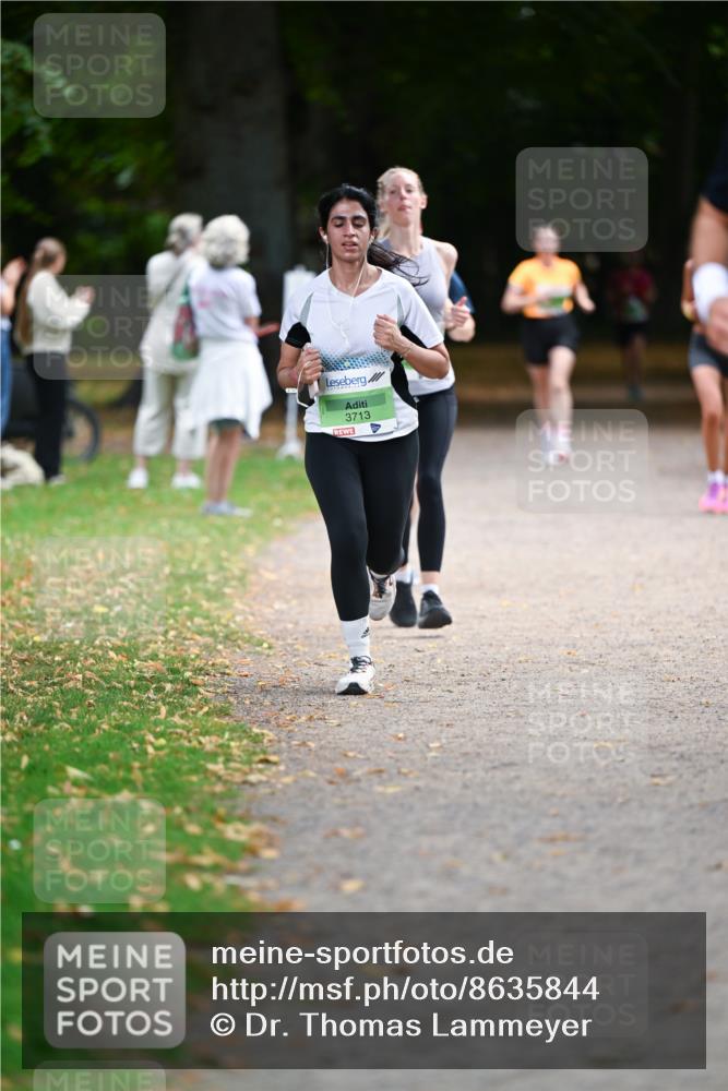 31.08.2025 - 21. Blankeneser Heldenlauf Dr. Thomas Lammeyer http://msf.ph/oto/8635844 31.08.2025 10:41:24 Laufen 3713 meine-sportfotos.de
