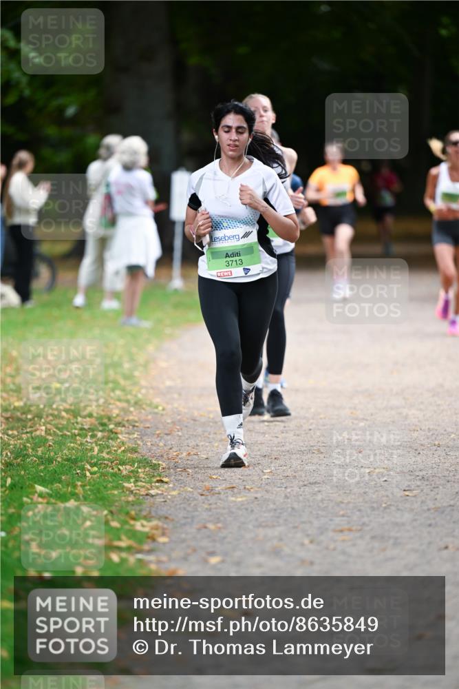 31.08.2025 - 21. Blankeneser Heldenlauf Dr. Thomas Lammeyer http://msf.ph/oto/8635849 31.08.2025 10:41:25 Laufen 3713 meine-sportfotos.de