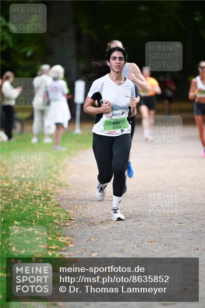 31.08.2025 - 21. Blankeneser Heldenlauf Dr. Thomas Lammeyer http://msf.ph/oto/8635852 31.08.2025 10:41:25 Laufen 3713 meine-sportfotos.de