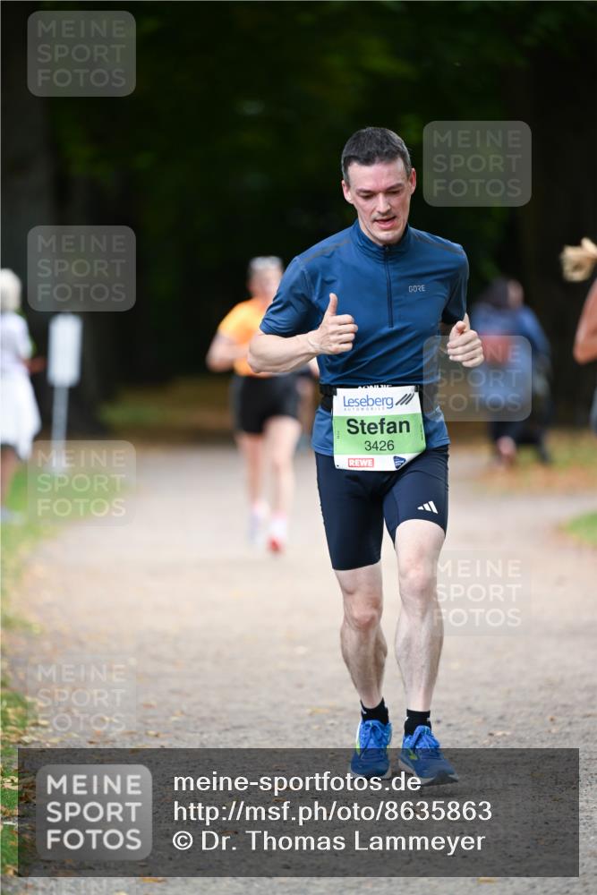 31.08.2025 - 21. Blankeneser Heldenlauf Dr. Thomas Lammeyer http://msf.ph/oto/8635863 31.08.2025 10:41:28 Laufen 3426 meine-sportfotos.de