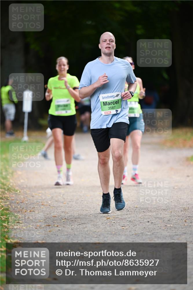 31.08.2025 - 21. Blankeneser Heldenlauf Dr. Thomas Lammeyer http://msf.ph/oto/8635927 31.08.2025 10:41:43 Laufen 3587 meine-sportfotos.de