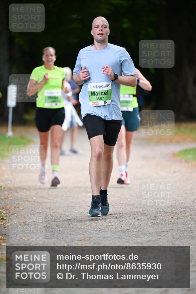 31.08.2025 - 21. Blankeneser Heldenlauf Dr. Thomas Lammeyer http://msf.ph/oto/8635930 31.08.2025 10:41:43 Laufen 3587 meine-sportfotos.de