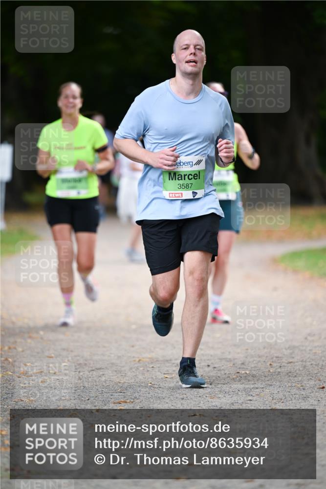 31.08.2025 - 21. Blankeneser Heldenlauf Dr. Thomas Lammeyer http://msf.ph/oto/8635934 31.08.2025 10:41:44 Laufen 3587 meine-sportfotos.de