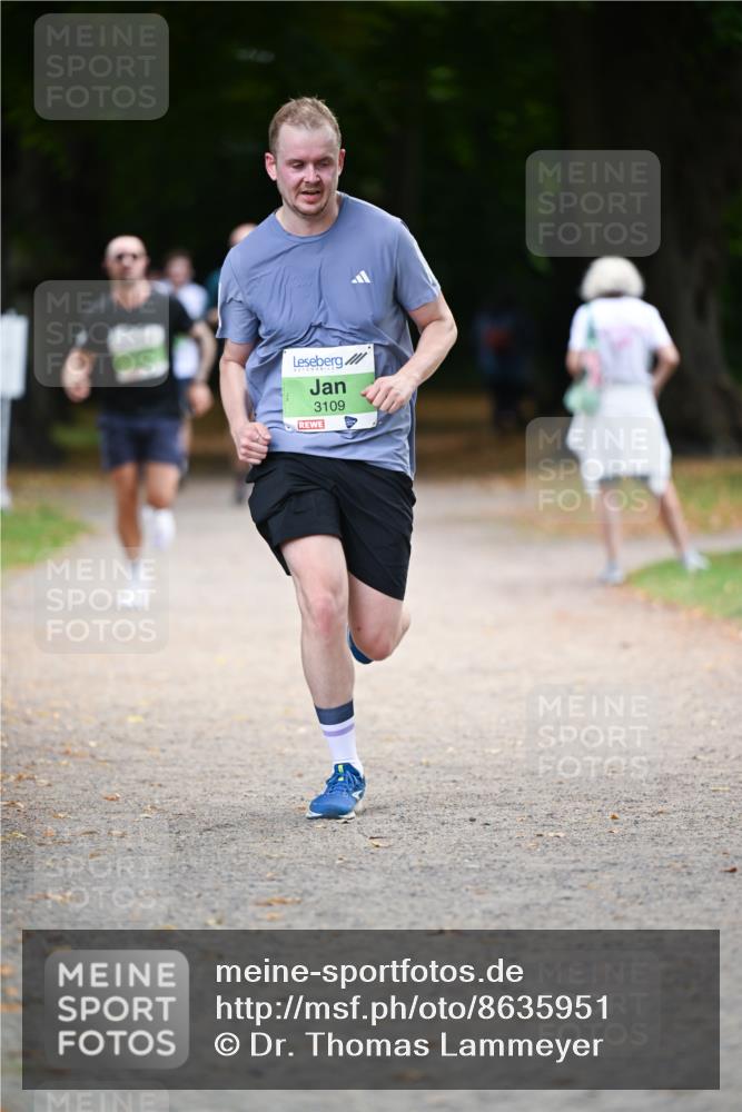 31.08.2025 - 21. Blankeneser Heldenlauf Dr. Thomas Lammeyer http://msf.ph/oto/8635951 31.08.2025 10:41:53 Laufen 3109 meine-sportfotos.de