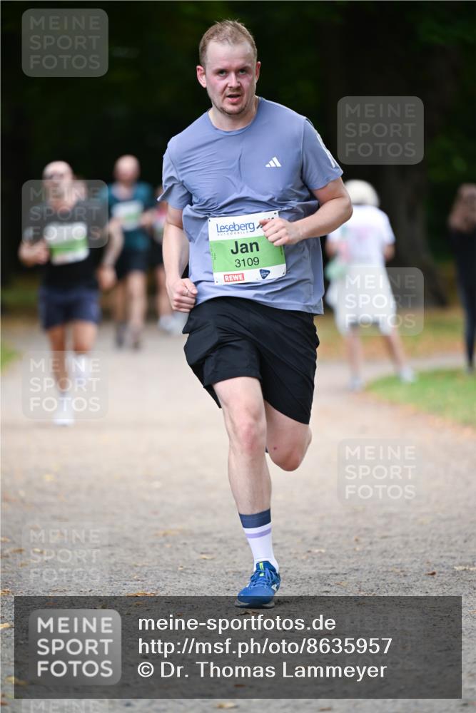 31.08.2025 - 21. Blankeneser Heldenlauf Dr. Thomas Lammeyer http://msf.ph/oto/8635957 31.08.2025 10:41:54 Laufen 3109 meine-sportfotos.de