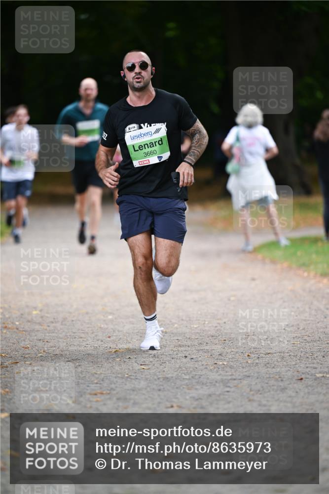 31.08.2025 - 21. Blankeneser Heldenlauf Dr. Thomas Lammeyer http://msf.ph/oto/8635973 31.08.2025 10:41:57 Laufen 3660 meine-sportfotos.de
