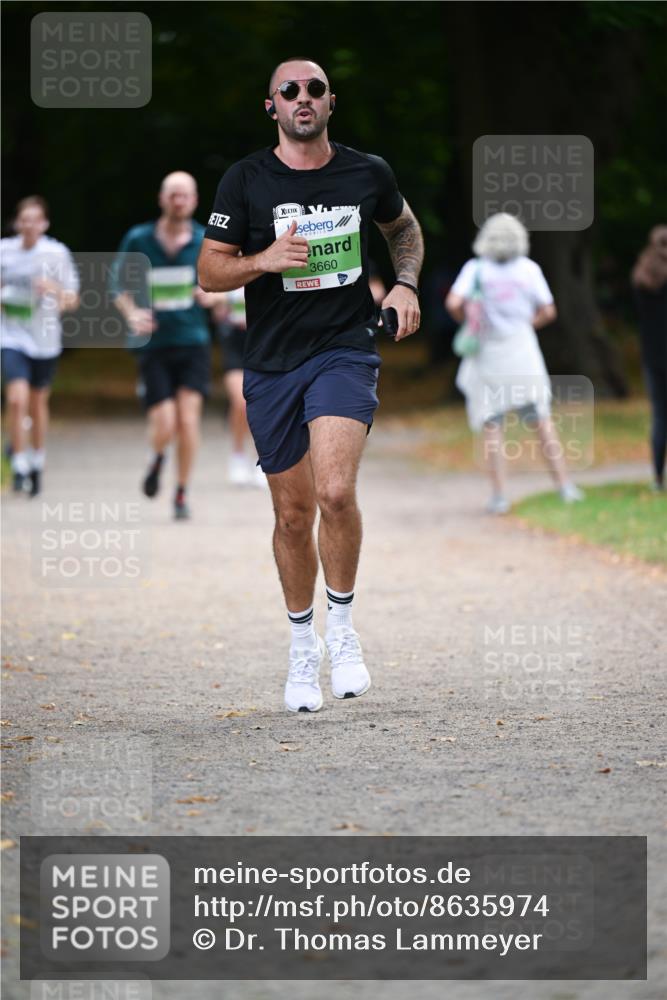 31.08.2025 - 21. Blankeneser Heldenlauf Dr. Thomas Lammeyer http://msf.ph/oto/8635974 31.08.2025 10:41:57 Laufen 3660 meine-sportfotos.de