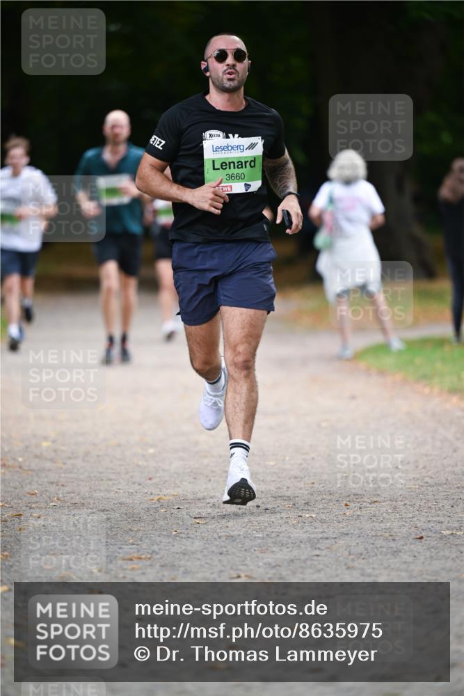 31.08.2025 - 21. Blankeneser Heldenlauf Dr. Thomas Lammeyer http://msf.ph/oto/8635975 31.08.2025 10:41:57 Laufen 21, 3660 meine-sportfotos.de