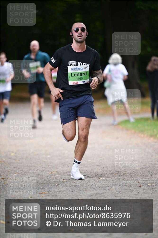 31.08.2025 - 21. Blankeneser Heldenlauf Dr. Thomas Lammeyer http://msf.ph/oto/8635976 31.08.2025 10:41:57 Laufen 3660 meine-sportfotos.de