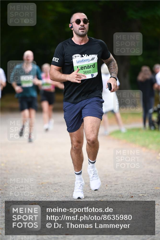 31.08.2025 - 21. Blankeneser Heldenlauf Dr. Thomas Lammeyer http://msf.ph/oto/8635980 31.08.2025 10:41:58 Laufen 3660 meine-sportfotos.de
