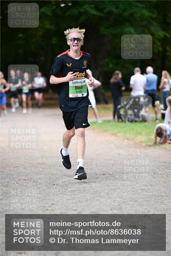 31.08.2025 - 21. Blankeneser Heldenlauf Dr. Thomas Lammeyer http://msf.ph/oto/8636038 31.08.2025 10:42:13 Laufen 3162 meine-sportfotos.de