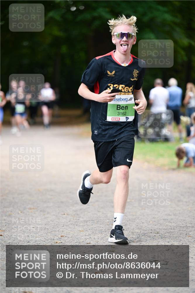 31.08.2025 - 21. Blankeneser Heldenlauf Dr. Thomas Lammeyer http://msf.ph/oto/8636044 31.08.2025 10:42:14 Laufen 32, 3162 meine-sportfotos.de