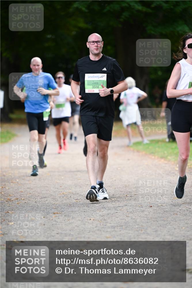 31.08.2025 - 21. Blankeneser Heldenlauf Dr. Thomas Lammeyer http://msf.ph/oto/8636082 31.08.2025 10:42:25 Laufen 3556 meine-sportfotos.de