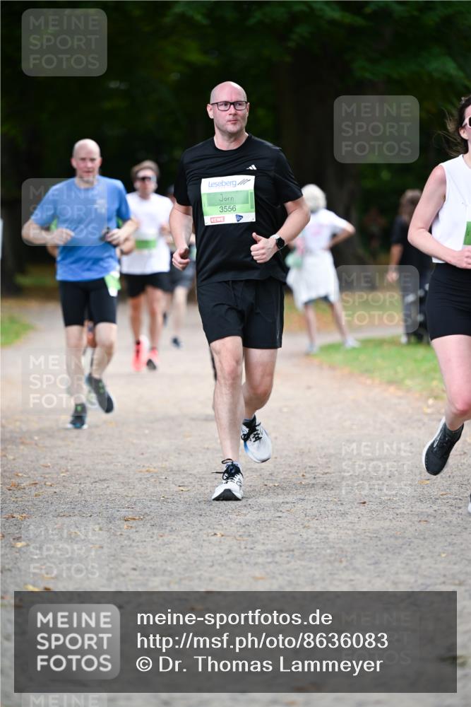 31.08.2025 - 21. Blankeneser Heldenlauf Dr. Thomas Lammeyer http://msf.ph/oto/8636083 31.08.2025 10:42:25 Laufen 3556 meine-sportfotos.de