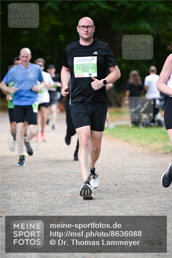 31.08.2025 - 21. Blankeneser Heldenlauf Dr. Thomas Lammeyer http://msf.ph/oto/8636088 31.08.2025 10:42:25 Laufen 3556 meine-sportfotos.de