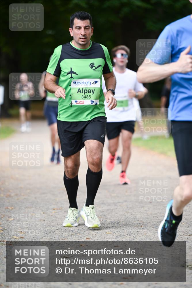 31.08.2025 - 21. Blankeneser Heldenlauf Dr. Thomas Lammeyer http://msf.ph/oto/8636105 31.08.2025 10:42:28 Laufen 3435 meine-sportfotos.de