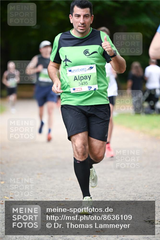 31.08.2025 - 21. Blankeneser Heldenlauf Dr. Thomas Lammeyer http://msf.ph/oto/8636109 31.08.2025 10:42:29 Laufen 6, 3435 meine-sportfotos.de