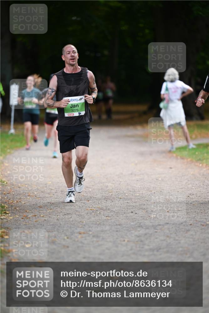 31.08.2025 - 21. Blankeneser Heldenlauf Dr. Thomas Lammeyer http://msf.ph/oto/8636134 31.08.2025 10:42:35 Laufen 3276 meine-sportfotos.de
