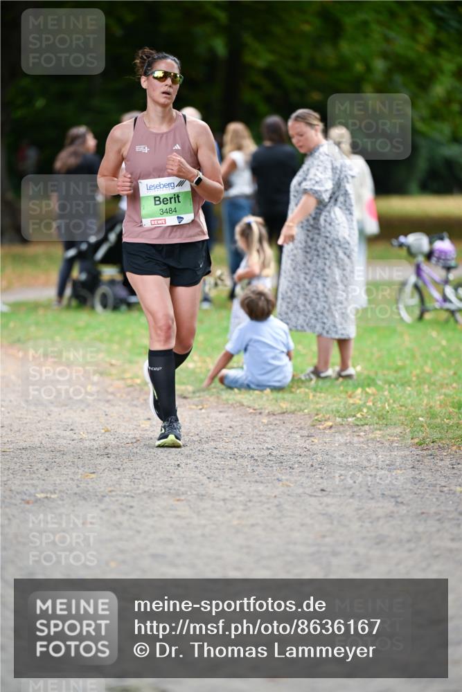 31.08.2025 - 21. Blankeneser Heldenlauf Dr. Thomas Lammeyer http://msf.ph/oto/8636167 31.08.2025 10:42:50 Laufen 3484 meine-sportfotos.de