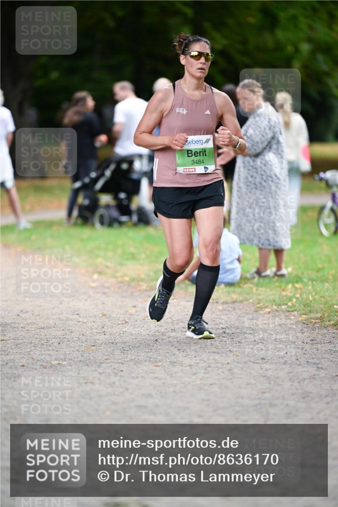 31.08.2025 - 21. Blankeneser Heldenlauf Dr. Thomas Lammeyer http://msf.ph/oto/8636170 31.08.2025 10:42:50 Laufen 3484 meine-sportfotos.de