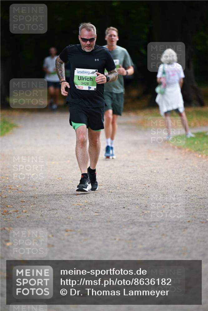 31.08.2025 - 21. Blankeneser Heldenlauf Dr. Thomas Lammeyer http://msf.ph/oto/8636182 31.08.2025 10:42:58 Laufen 3428 meine-sportfotos.de