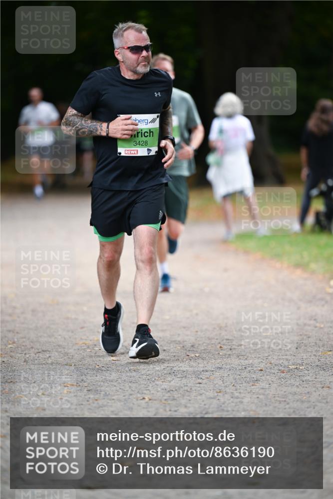 31.08.2025 - 21. Blankeneser Heldenlauf Dr. Thomas Lammeyer http://msf.ph/oto/8636190 31.08.2025 10:42:59 Laufen 3428, 2 meine-sportfotos.de