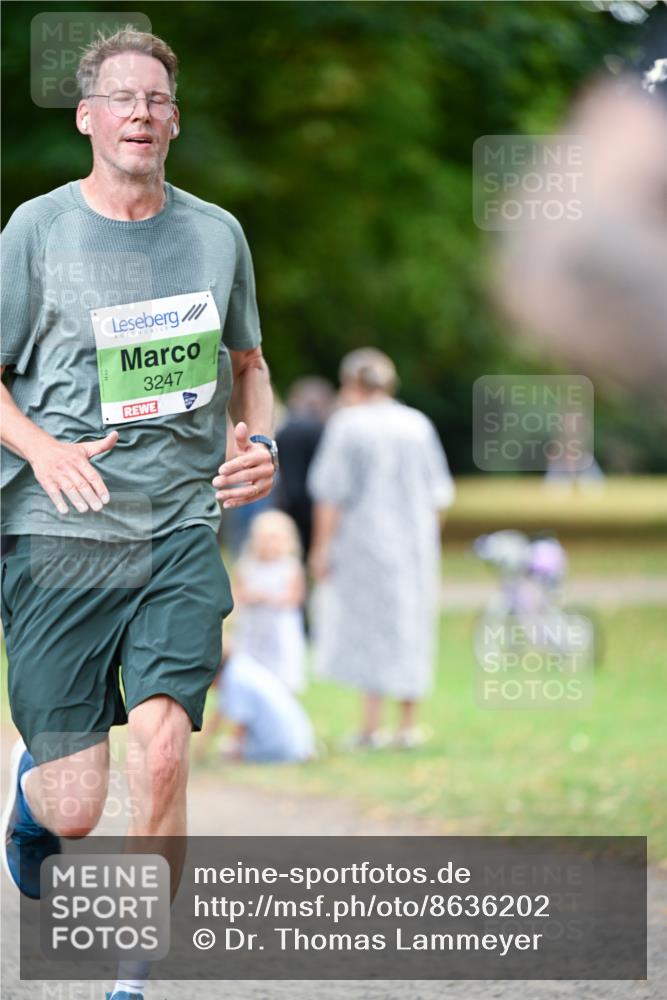 31.08.2025 - 21. Blankeneser Heldenlauf Dr. Thomas Lammeyer http://msf.ph/oto/8636202 31.08.2025 10:43:03 Laufen 3247, 94 meine-sportfotos.de