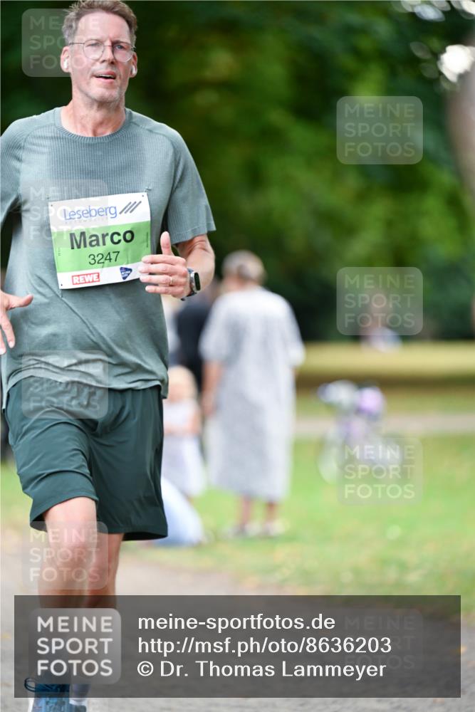 31.08.2025 - 21. Blankeneser Heldenlauf Dr. Thomas Lammeyer http://msf.ph/oto/8636203 31.08.2025 10:43:03 Laufen 3247 meine-sportfotos.de