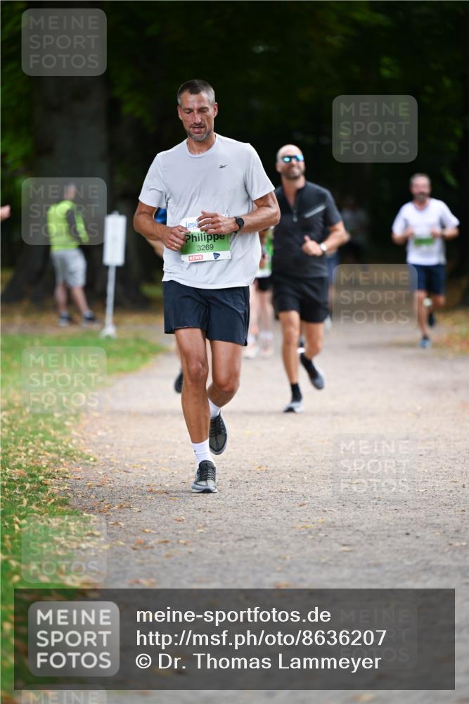 31.08.2025 - 21. Blankeneser Heldenlauf Dr. Thomas Lammeyer http://msf.ph/oto/8636207 31.08.2025 10:43:09 Laufen 3269 meine-sportfotos.de